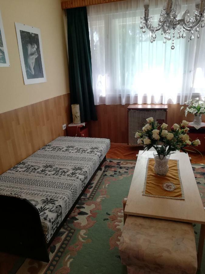 Szoboszlofonix Vendeghaz Hotel Hajduszoboszlo Ngoại thất bức ảnh