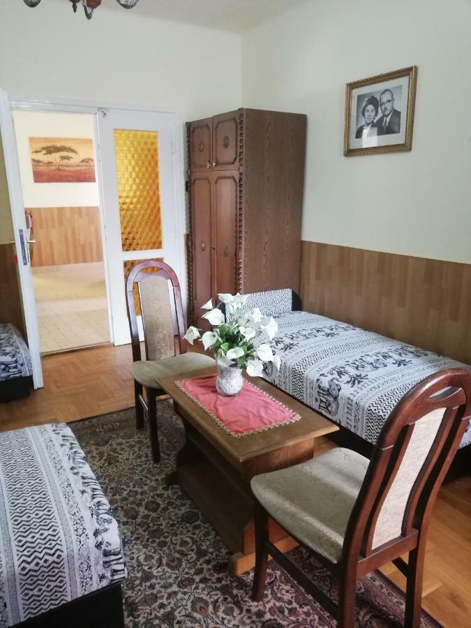 Szoboszlofonix Vendeghaz Hotel Hajduszoboszlo Ngoại thất bức ảnh