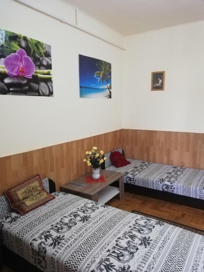 Szoboszlofonix Vendeghaz Hotel Hajduszoboszlo Ngoại thất bức ảnh