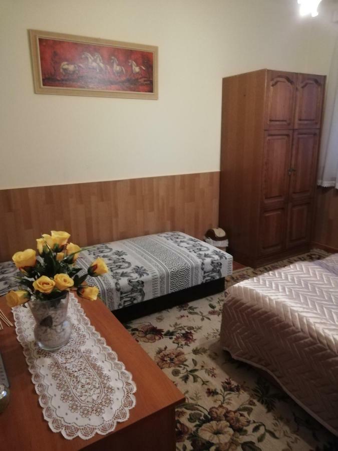 Szoboszlofonix Vendeghaz Hotel Hajduszoboszlo Ngoại thất bức ảnh
