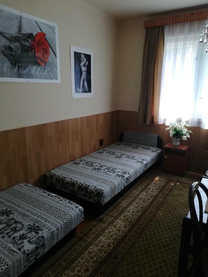 Szoboszlofonix Vendeghaz Hotel Hajduszoboszlo Ngoại thất bức ảnh
