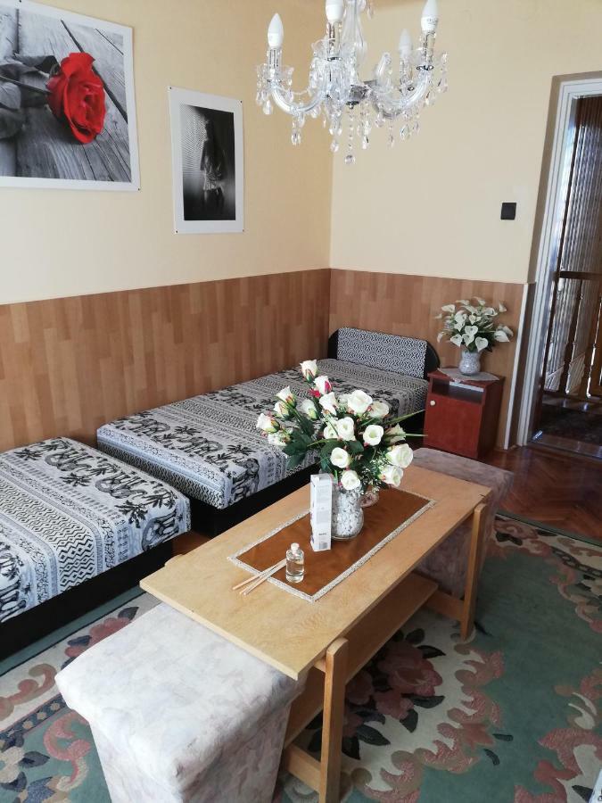 Szoboszlofonix Vendeghaz Hotel Hajduszoboszlo Ngoại thất bức ảnh